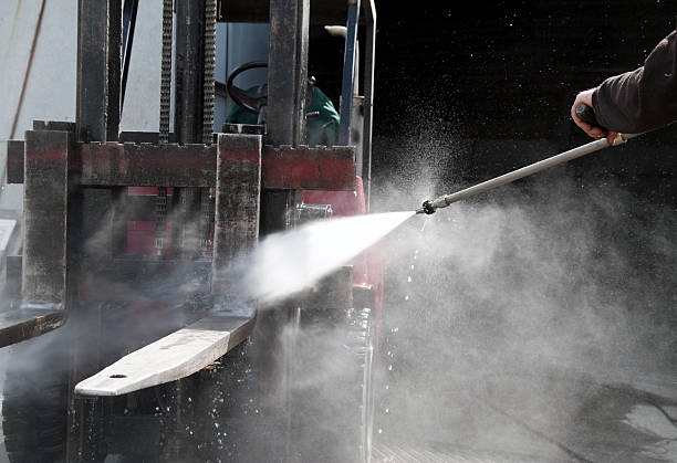 Best Patio and Deck Pressure Washing  in Hartford, MI